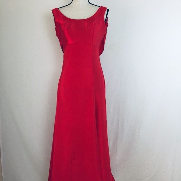 Do You Love Me? Red gown. Sz 10. - Picture 7 of 8